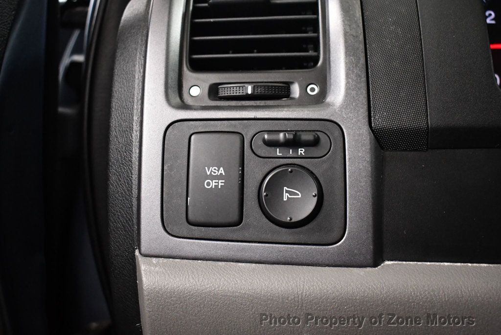 2009 Honda CR-V EX-L photo 28