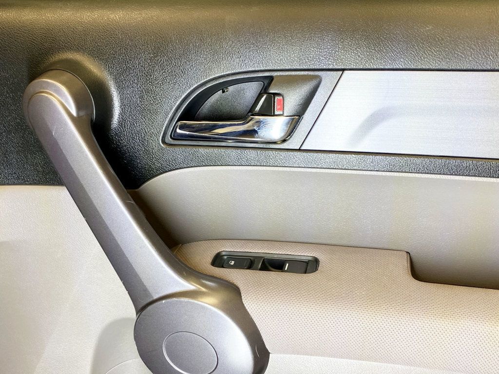 2009 Honda CR-V 4WD 5dr LX - 22980448 - 31