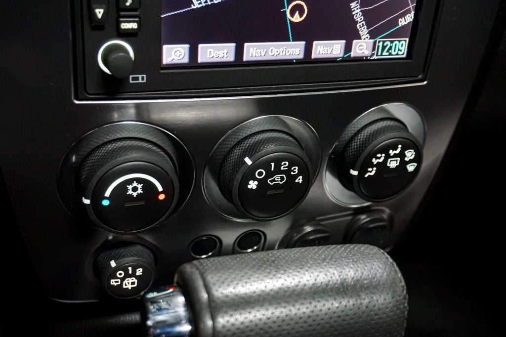 2009 Hummer H3 Alpha photo 19