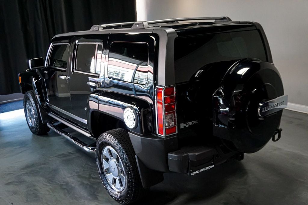 2009 Hummer H3 Alpha photo 43