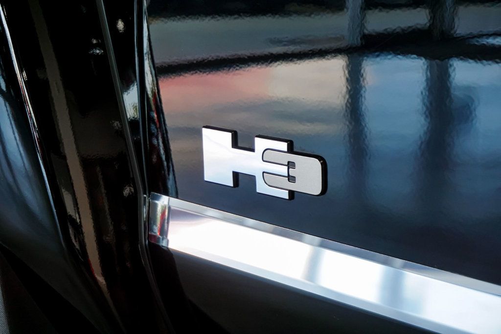 2009 Hummer H3 Alpha photo 45