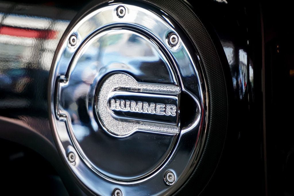 2009 Hummer H3 Alpha photo 63