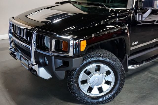 2009 HUMMER H3 *H3 Alpha* *V8* *Only 13k Miles* *Florida Truck* *Rare Find* - 22919006 - 77