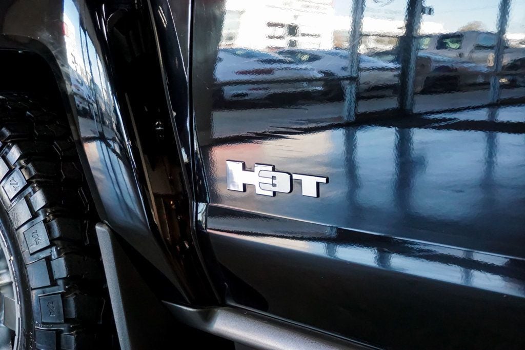 2009 HUMMER H3T *H3T Alpha* *1-Owner* *Snug Top* - 22937627 - 42