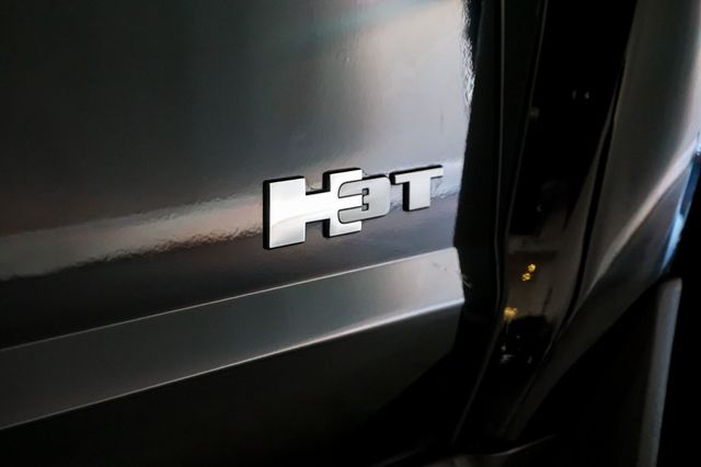 2009 HUMMER H3T *H3T Alpha* *1-Owner* *Snug Top* - 22937627 - 45
