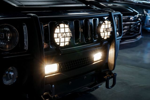 2009 HUMMER H3T *H3T Alpha* *1-Owner* *Snug Top* - 22937627 - 64