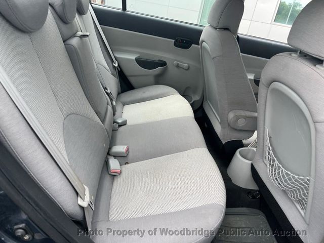 2009 Hyundai Accent GLS - 22906904 - 9