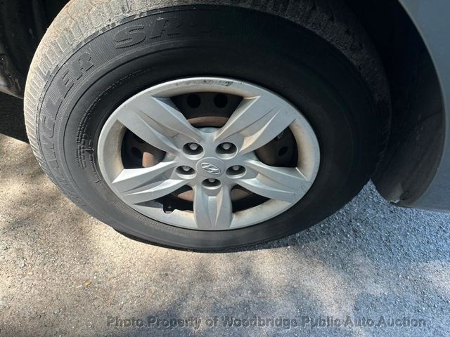 2009 Hyundai Santa Fe GLS - 23027855 - 12