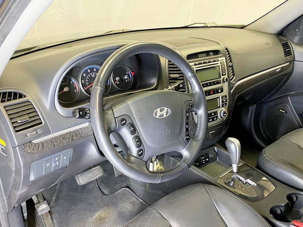 2009 Hyundai Santa Fe SE - 22678807 - 24