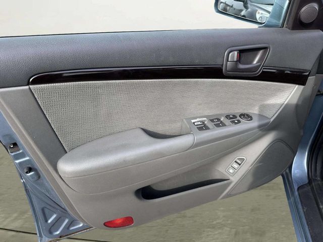 2009 Hyundai Sonata GLS 4dr Sedan 5A - 22992736 - 9