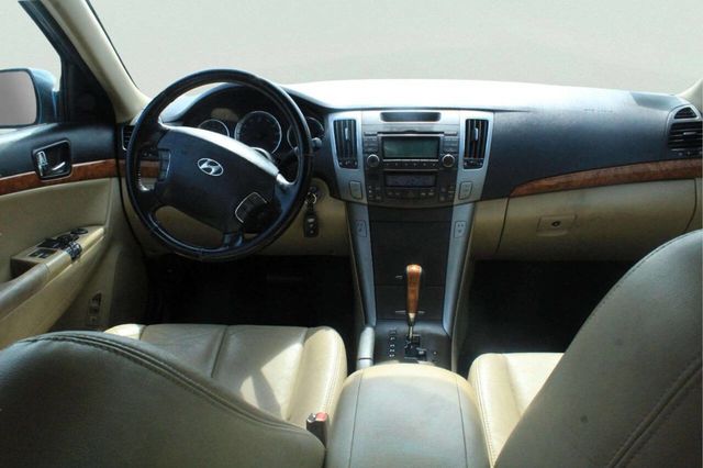 2009 Hyundai Sonata SE 4dr Sedan 5A - 23003889 - 5
