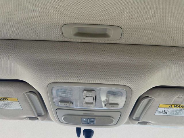 2009 Hyundai Tucson Limited V6 AWD 4dr SUV - 22958090 - 15