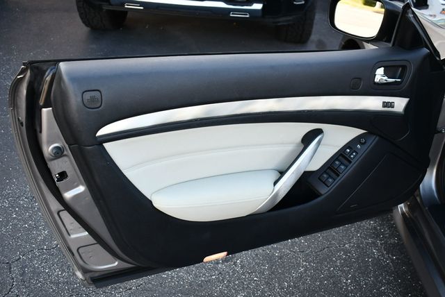 2009 INFINITI G37 Convertible 2 Door Convertible W/Premium Package and Navigation - 22899198 - 10