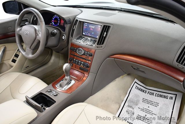 2009 INFINITI G37 Convertible 2dr - 22394240 - 16