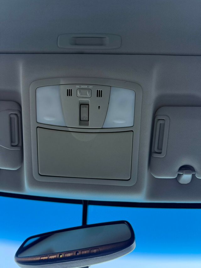 2009 INFINITI G37 Coupe 2dr RWD - 22952806 - 20