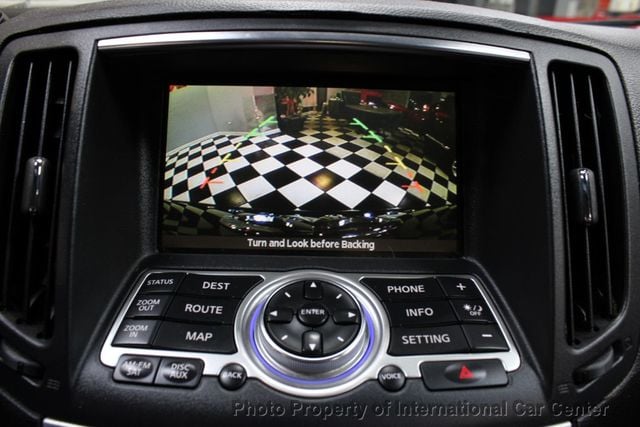 2009 INFINITI G Coupe 37x photo 23