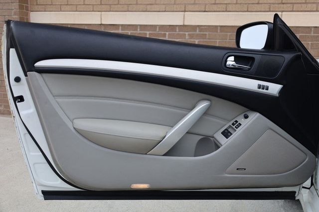 2009 INFINITI G37 Coupe Journey - 23092842 - 13