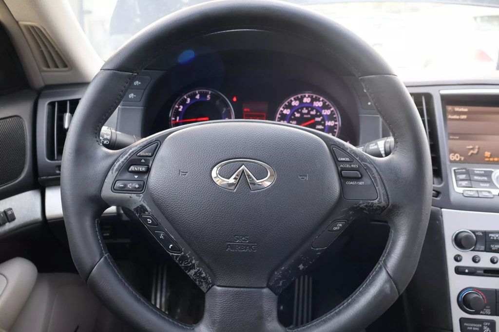 2009 Infiniti G37 Sport photo 13