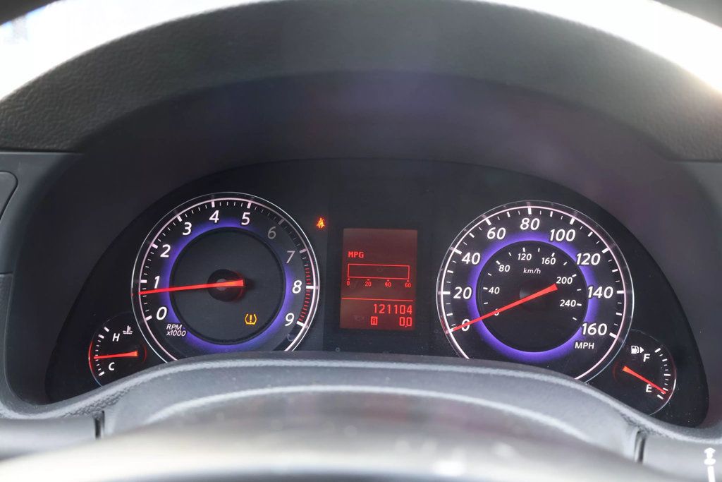 2009 Infiniti G37 Sport photo 16