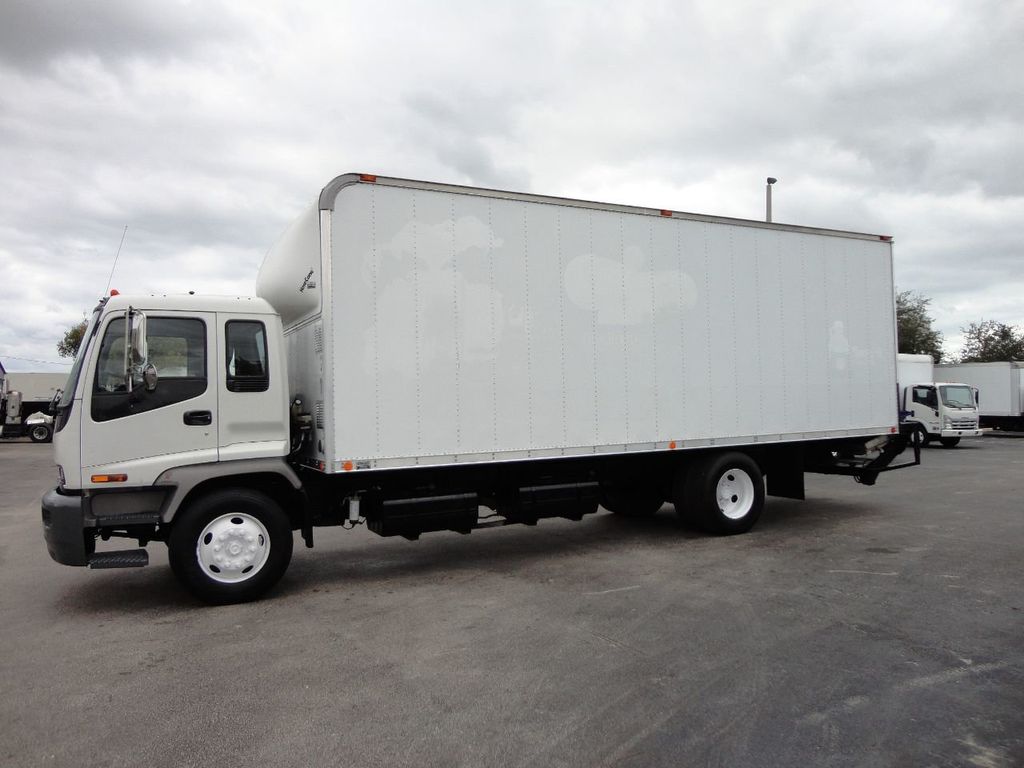 2009 Isuzu FVR 26FT DRY BOX TRUCK . CARGO TRUCK WITH LIFTGATE 25950GVW - 18450979 - 7