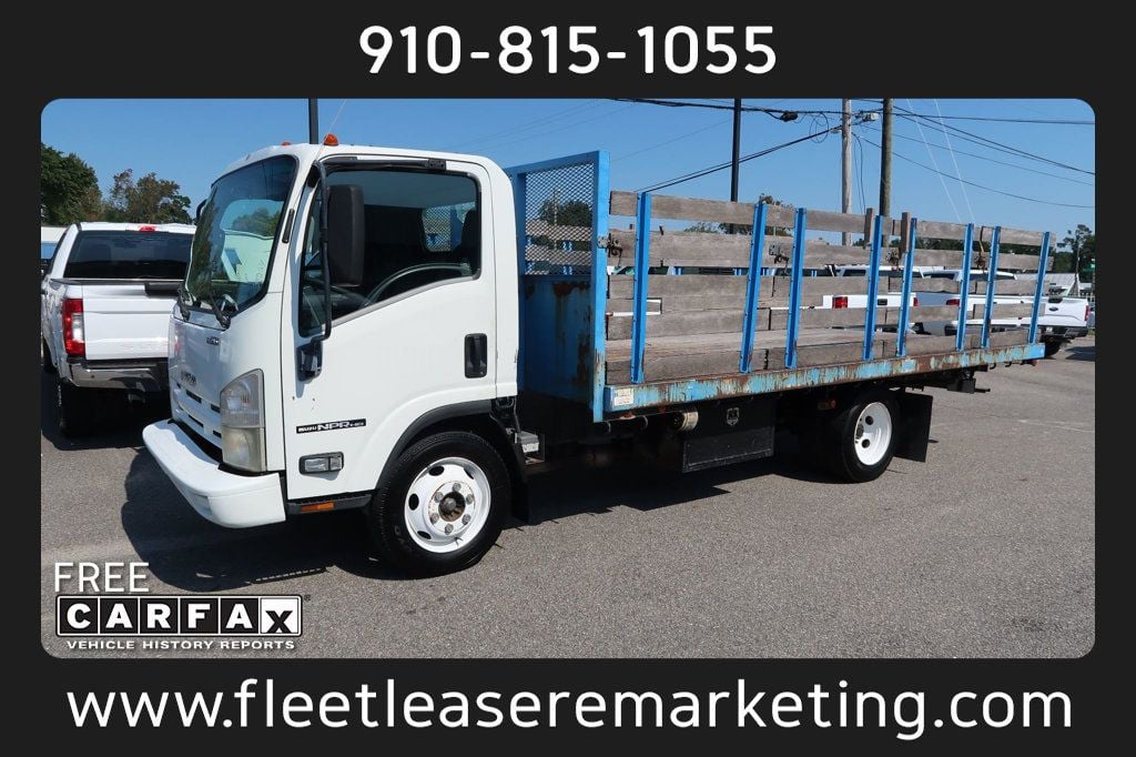 2009 Isuzu NPR NPR 18' Stakebed - 22631764 - 0