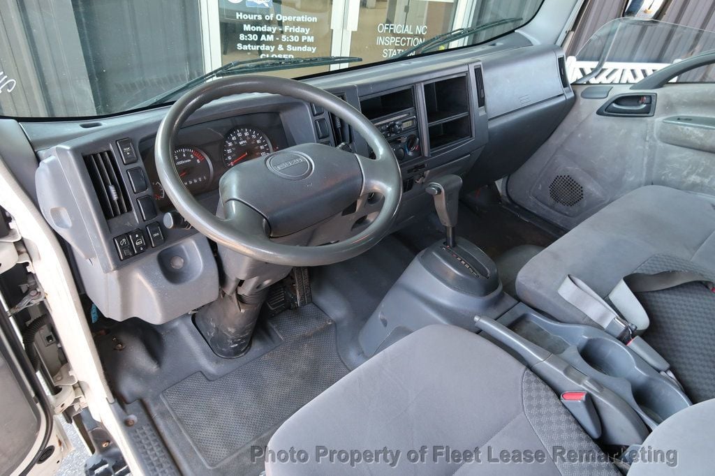 2009 Isuzu NPR NPR 18' Stakebed - 22631764 - 9