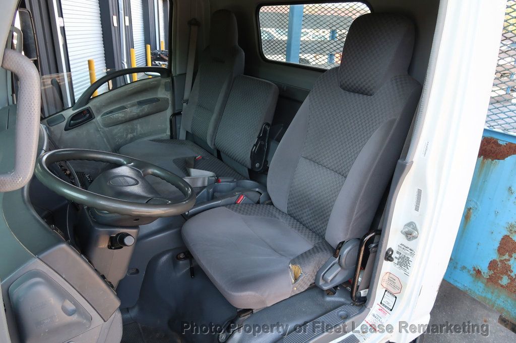 2009 Isuzu NPR NPR 18' Stakebed - 22631764 - 10