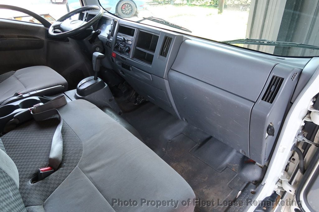 2009 Isuzu NPR NPR 18' Stakebed - 22631764 - 15