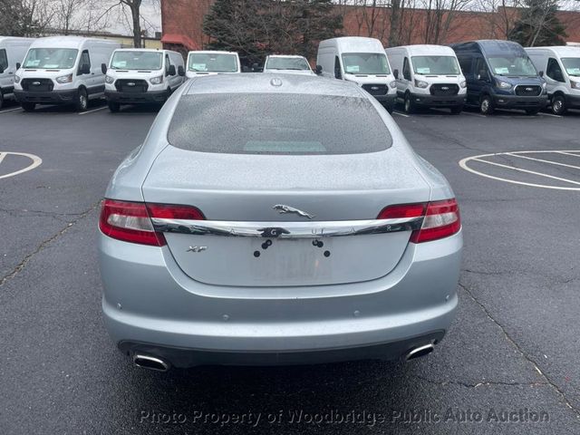 2009 Jaguar XF 4dr Sedan Luxury - 23059179 - 6