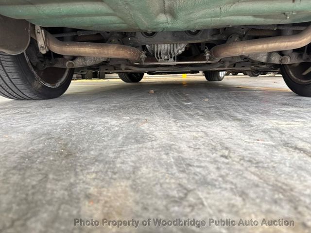 2009 Jaguar XF 4dr Sedan Premium Luxury - 22941978 - 19