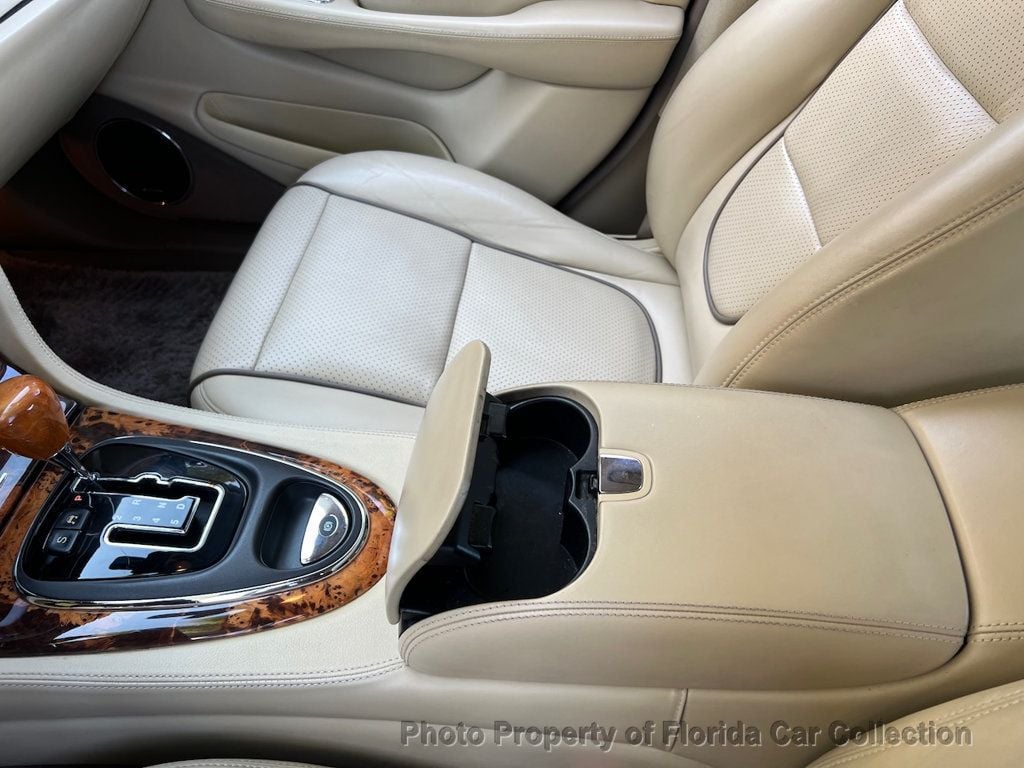 2009 Jaguar XJ Vanden Plas Sedan - 22402294 - 70