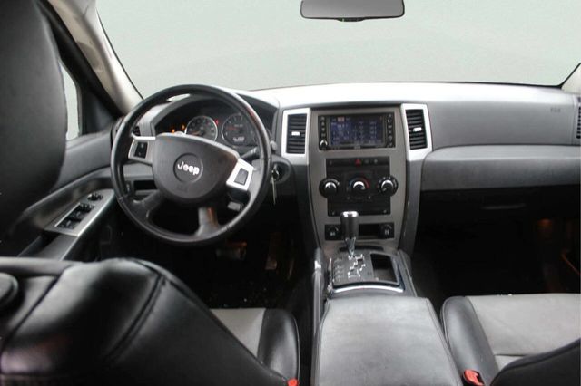 2009 Jeep Grand Cherokee 4WD 4dr Laredo - 22981801 - 7