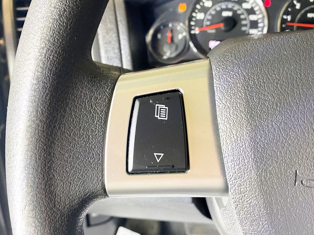 2009 Jeep Grand Cherokee Laredo - 22981608 - 25