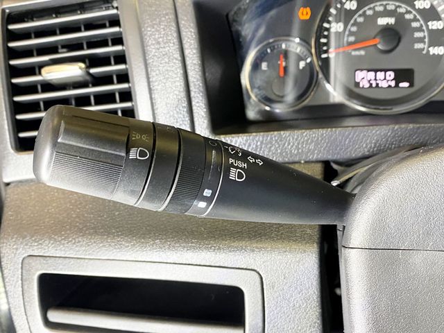 2009 Jeep Grand Cherokee Laredo - 22981608 - 27