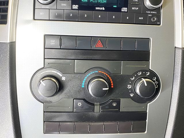 2009 Jeep Grand Cherokee Laredo - 22981608 - 32