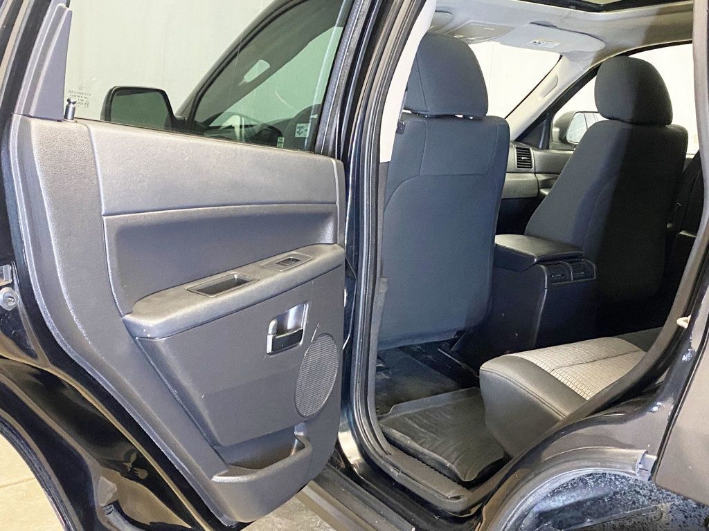 2009 Jeep Grand Cherokee Laredo - 22981608 - 47