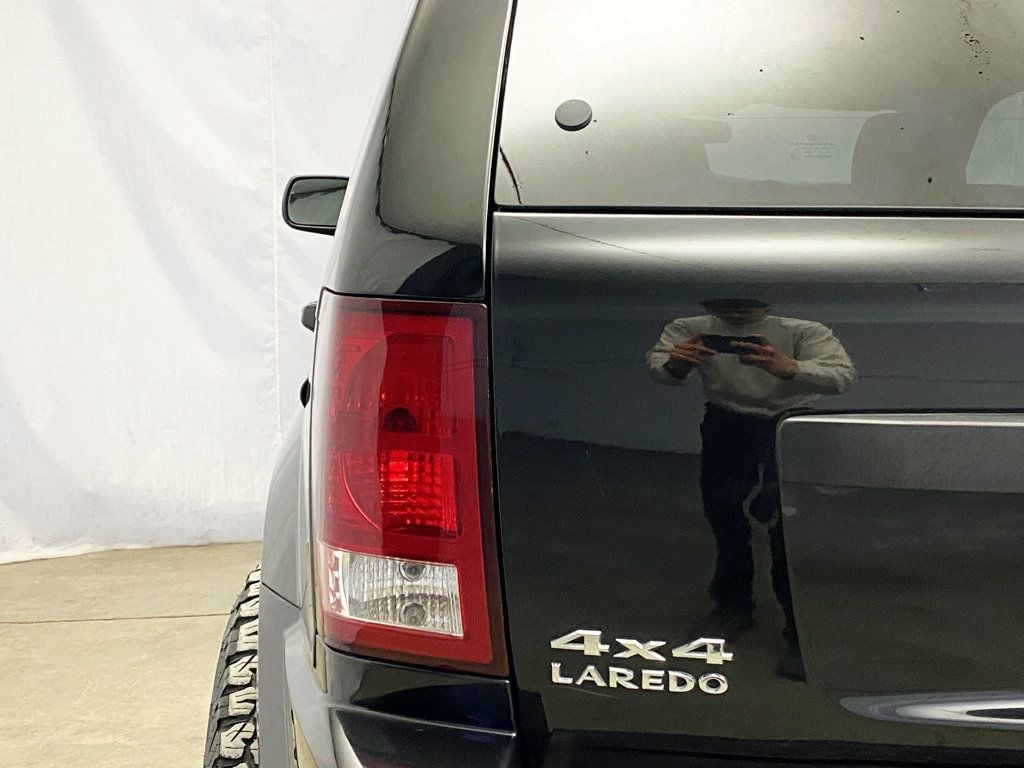 2009 Jeep Grand Cherokee Laredo - 22981608 - 5