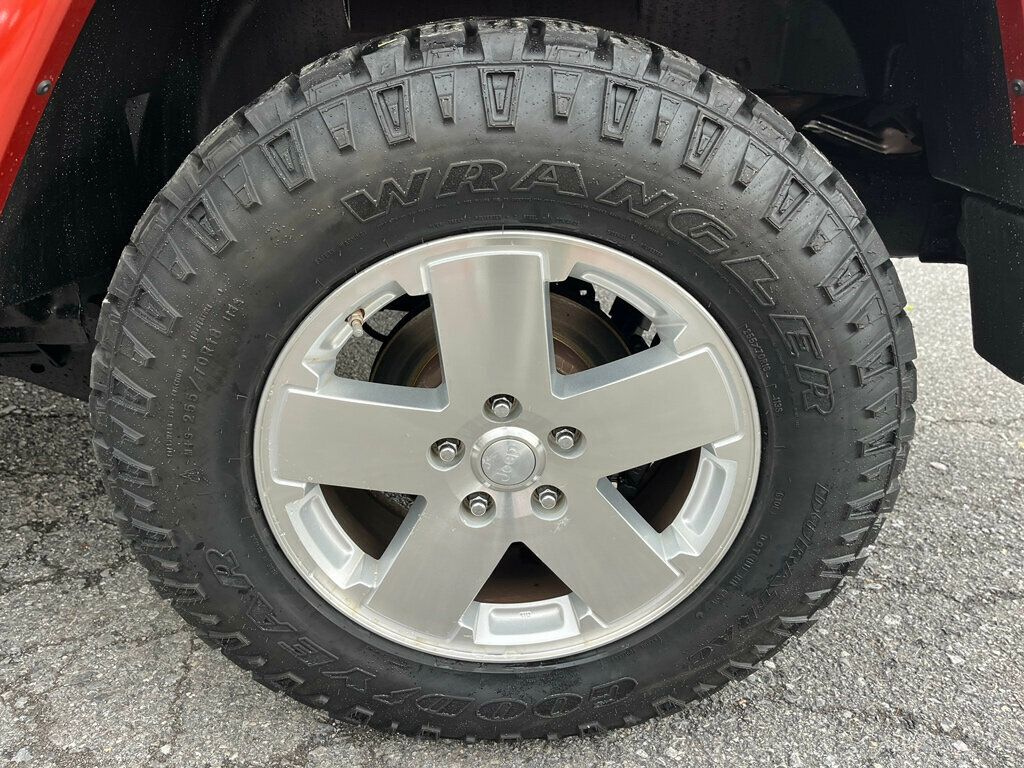 2009 Jeep Wrangler 2-Door Sahara 4x4 Auto Convertible Garage Kept RUST FREE JK - 23000101 - 15