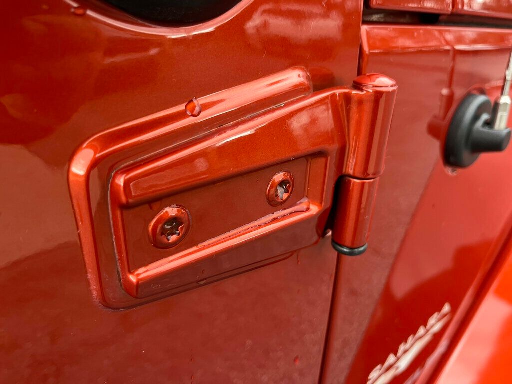 2009 Jeep Wrangler 2-Door Sahara 4x4 Auto Convertible Garage Kept RUST FREE JK - 23000101 - 21