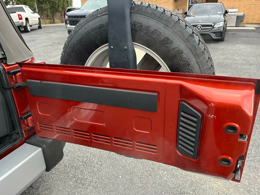 2009 Jeep Wrangler 2-Door Sahara 4x4 Auto Convertible Garage Kept RUST FREE JK - 23000101 - 39