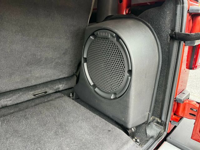 2009 Jeep Wrangler 2-Door Sahara 4x4 Auto Convertible Garage Kept RUST FREE JK - 23000101 - 40