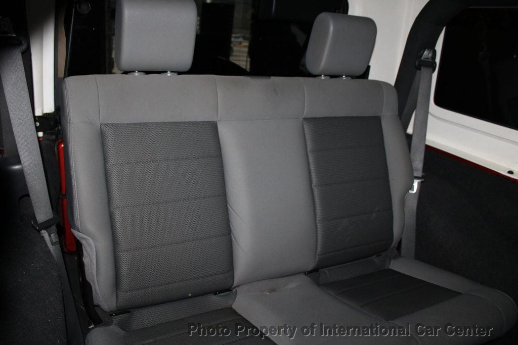 2009 Jeep Wrangler 4WD 2dr X - 22927838 - 35