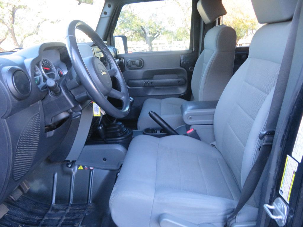 2009 Jeep Wrangler Unlimited 1OWNER LOW MILES 6SPEED MANUAL TRANNY HARDTOP 4X4 EXTRA CLEAN  - 22981284 - 15