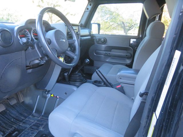 2009 Jeep Wrangler Unlimited 1OWNER LOW MILES 6SPEED MANUAL TRANNY HARDTOP 4X4 EXTRA CLEAN  - 22981284 - 16