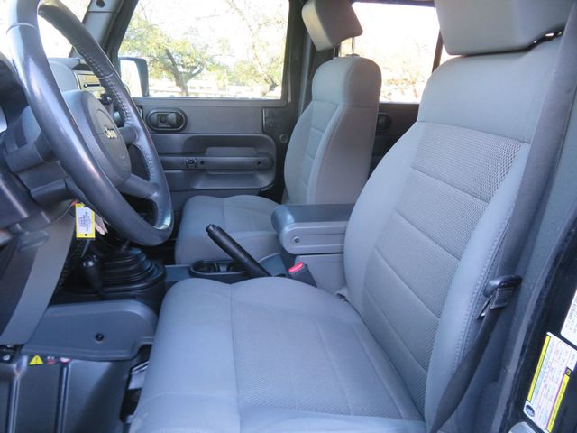 2009 Jeep Wrangler Unlimited 1OWNER LOW MILES 6SPEED MANUAL TRANNY HARDTOP 4X4 EXTRA CLEAN  - 22981284 - 18