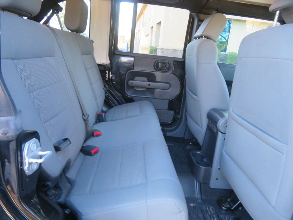 2009 Jeep Wrangler Unlimited 1OWNER LOW MILES 6SPEED MANUAL TRANNY HARDTOP 4X4 EXTRA CLEAN  - 22981284 - 25