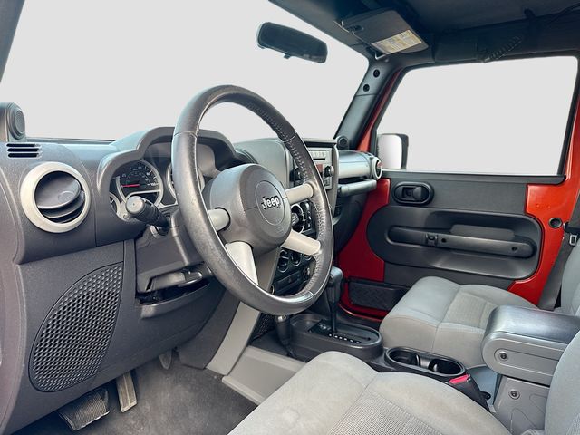 2009 Jeep Wrangler Unlimited 4WD 4dr Sahara - 22936445 - 10