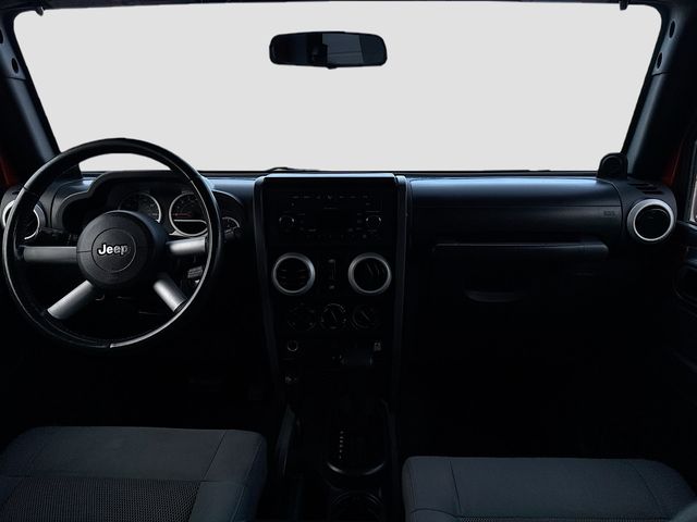 2009 Jeep Wrangler Unlimited 4WD 4dr Sahara - 22936445 - 19