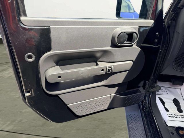 2009 Jeep Wrangler Unlimited 4WD 4dr X - 23040544 - 13