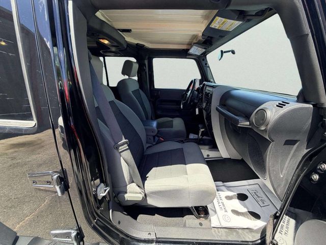 2009 Jeep Wrangler Unlimited 4WD 4dr X - 23040544 - 25